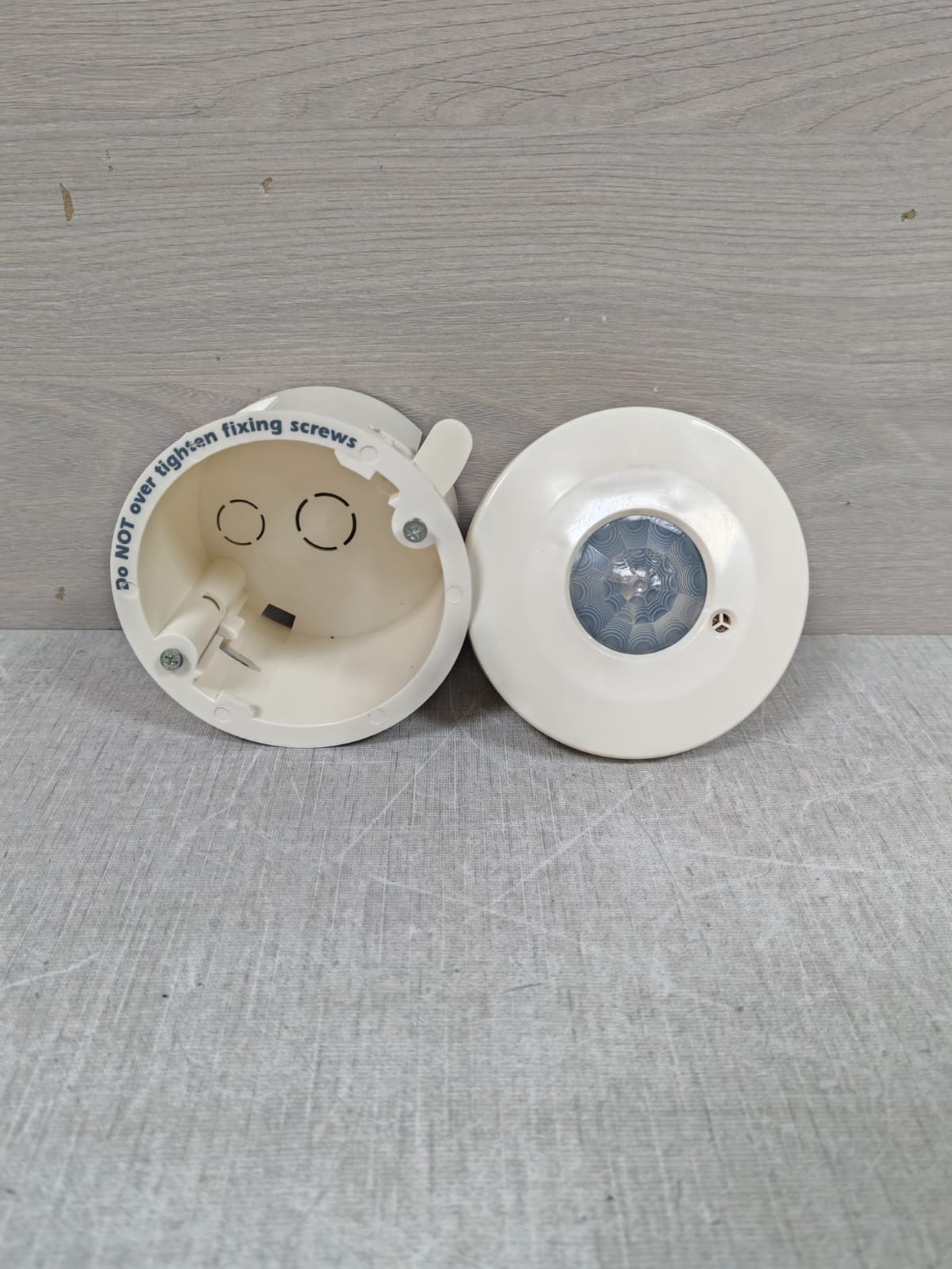 Ex-Or MS1101P EX-OR MS1101P LIGHTSPOT BRONZE SERIES 200-250VAC 7