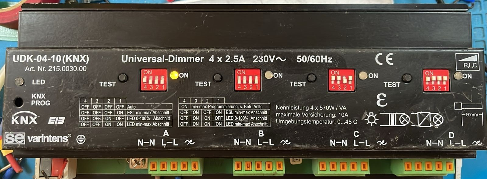 VARINTENS UDK-04-10 (KNX) 215.0030.00 UNIVERSAL DIMMMER 4X2.5A