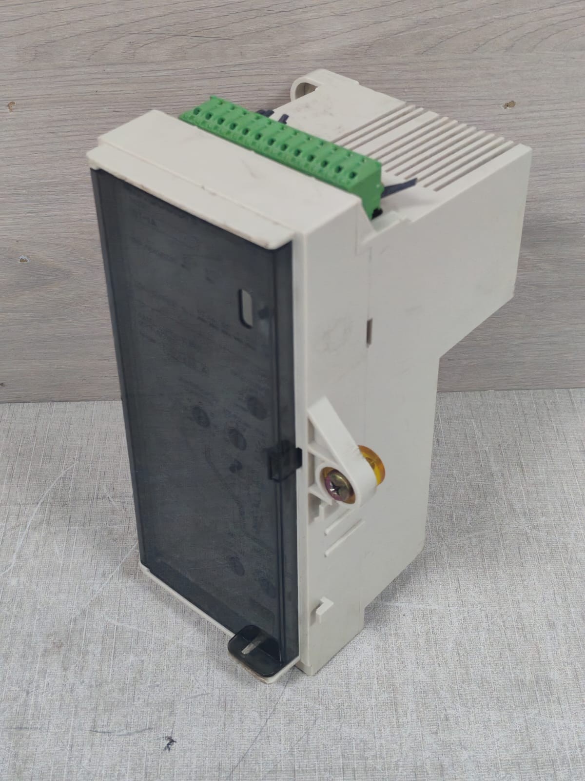 Mitsubishi Electric ST-1A MITSUBISHI ST-1A ELECTRONIC TRIP RELAY 1600A 6