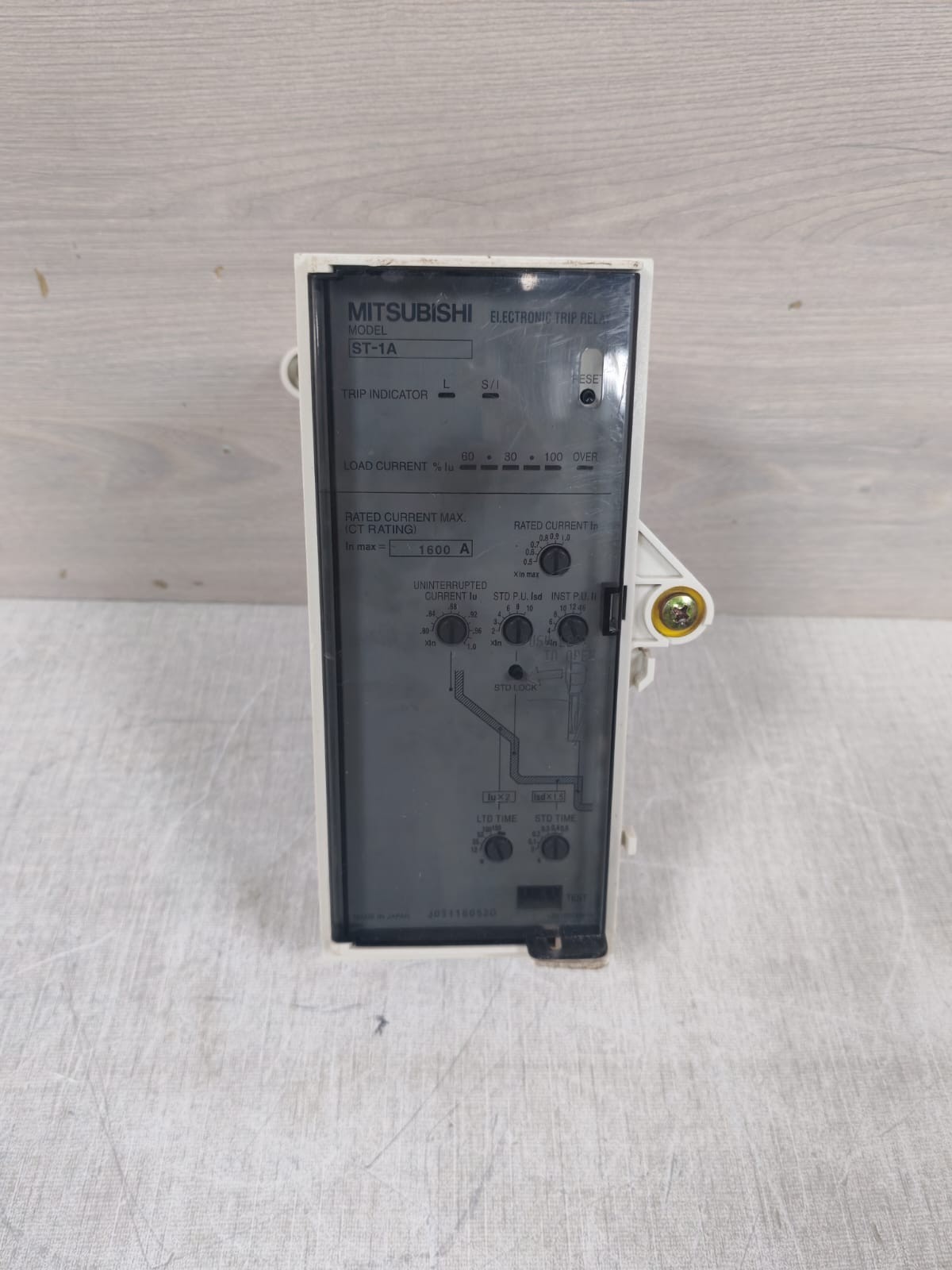 MITSUBISHI ST-1A ELECTRONIC TRIP RELAY 1600A