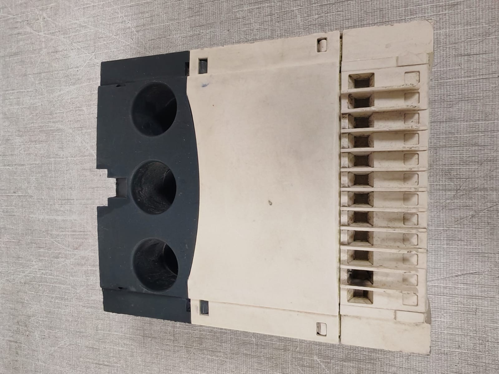 Schneider Electric EOCR-PFZ Schneider Electric EOCR-PFZ / EOCRPFZ-WRDZ7W Multi-function Overload Relay 4
