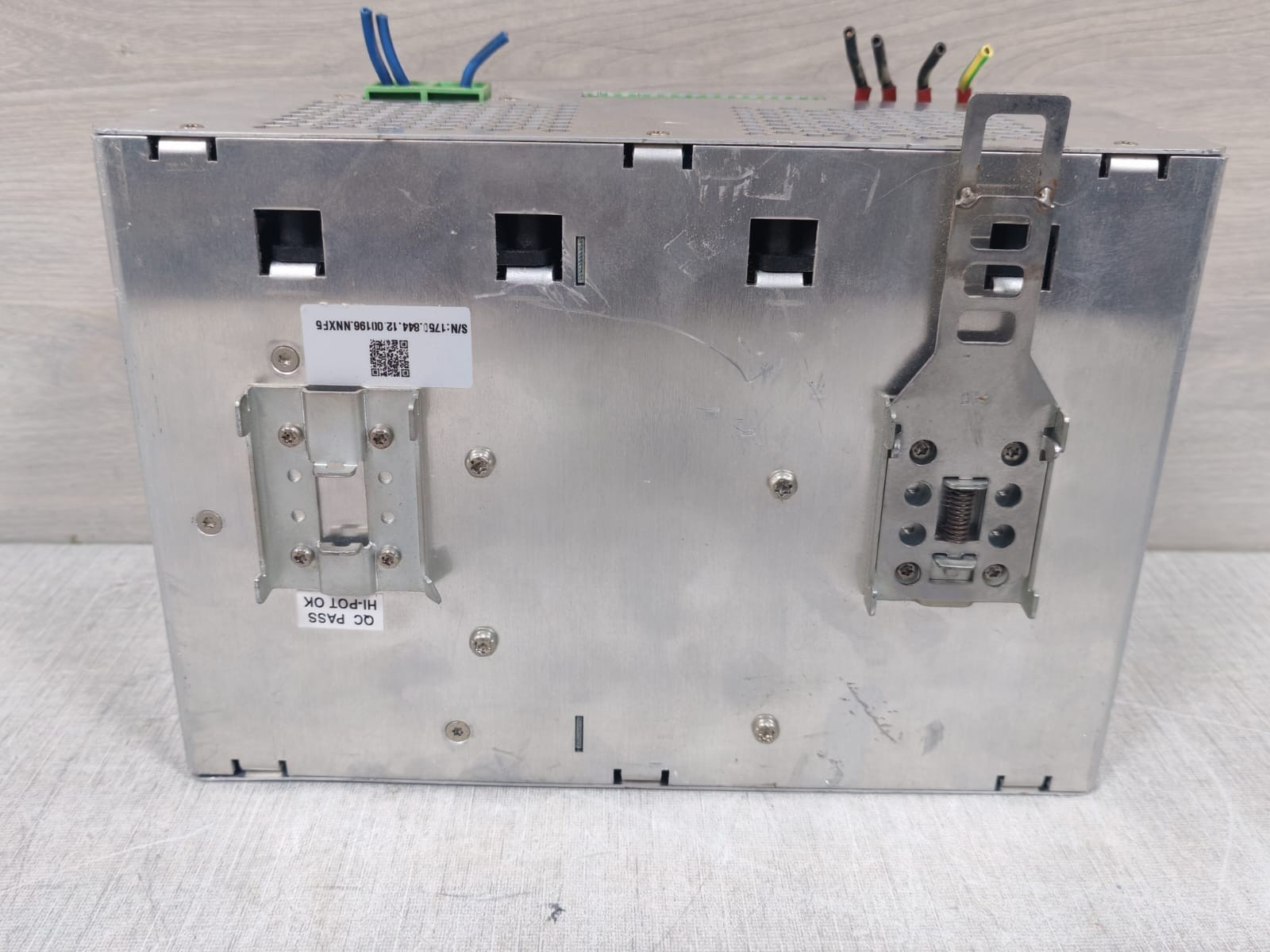 NEXTYS NPS2400 / NPS2400-170 NEXTYS NPS2400 / NPS2400-170 High Efficiency 3 Phase Power Supply 5