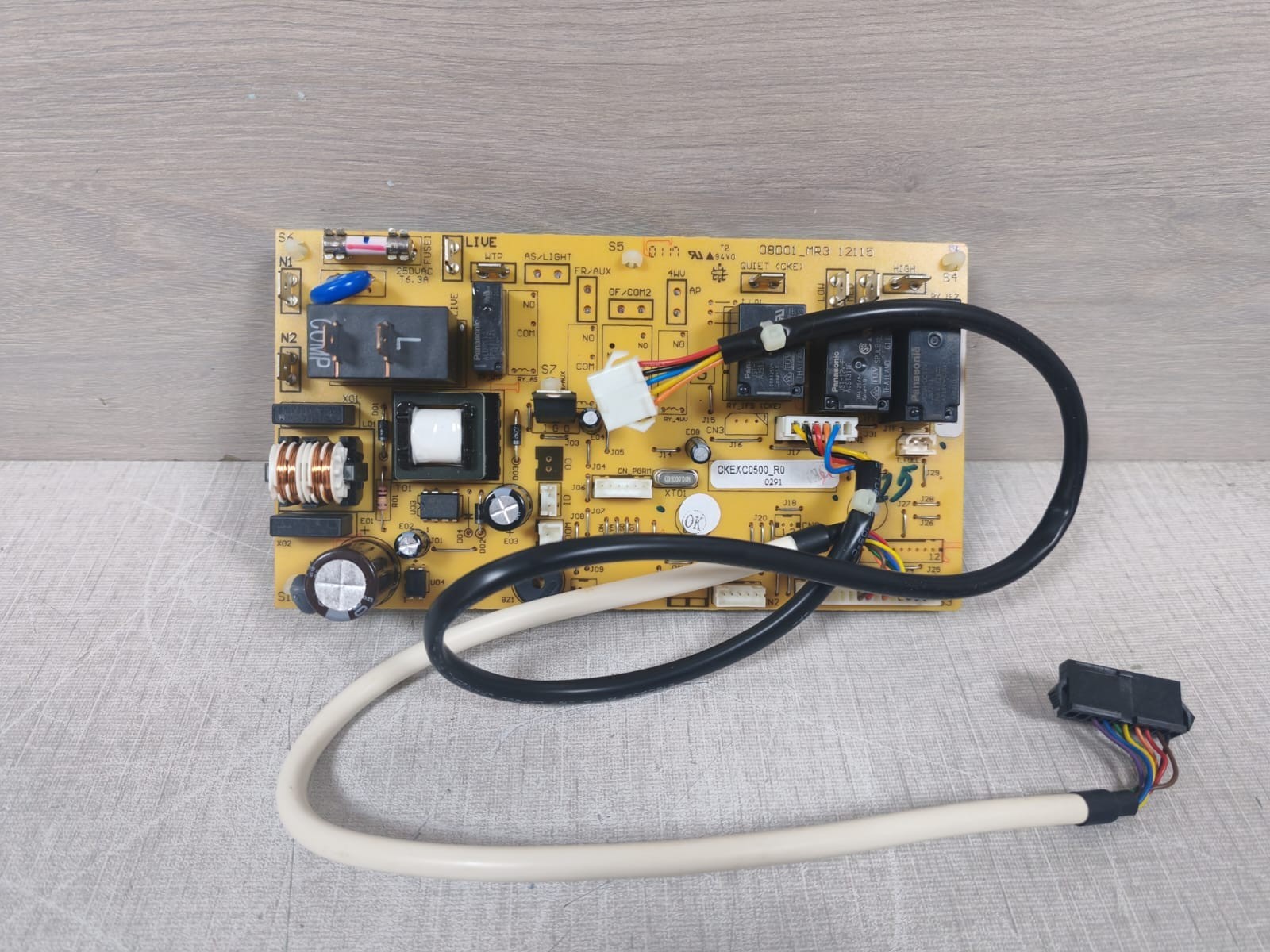 Daikin 08D01_MR3 12115/ CKEXC0500_R0 DAIKIN 08D01_MR3 12115/ CKEXC0500_R0 Control Module 2