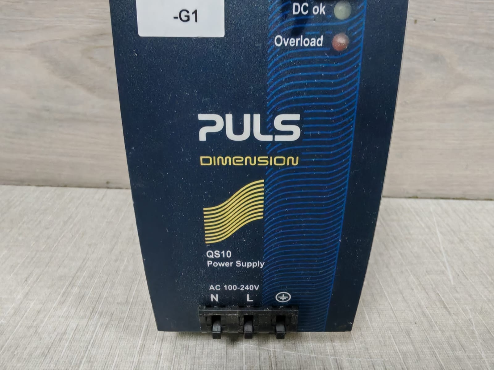 PULS QS10 / QS10.121 PULS QS10 / QS10.121 DIMENSION POWER SUPPLY 100-240V 2