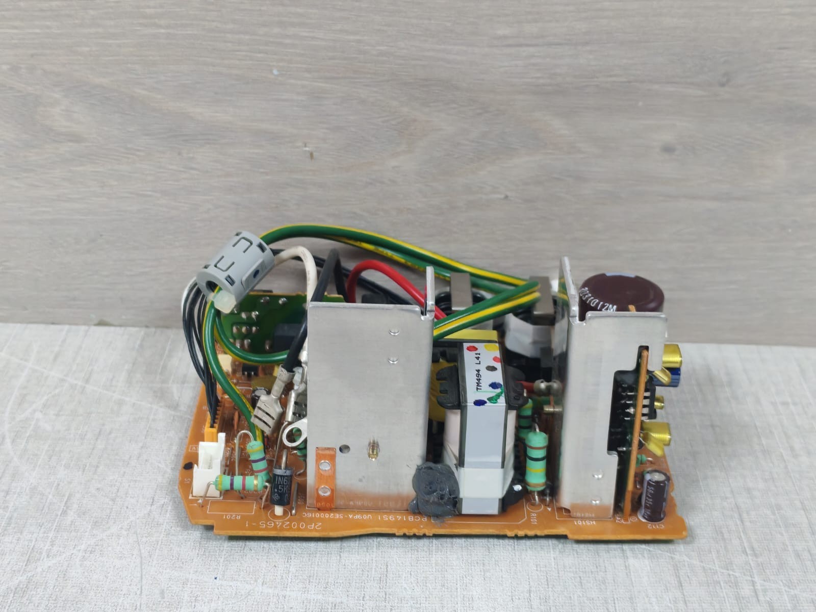 Daikin 2P002465-1 / CMKI-P3X DAIKIN 2P002465-1 / CMKI-P3X Printed Circuit Board 6