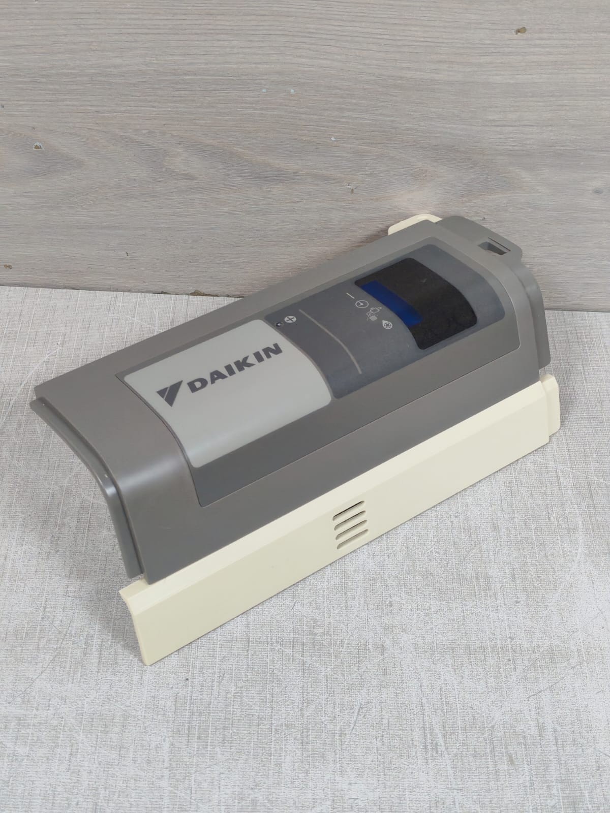 Daikin 1PA61003-2 EC9506(C DAIKIN 1PA61003-2 EC9506(C) INFRARED RECIEVER UNIT 0969077 5