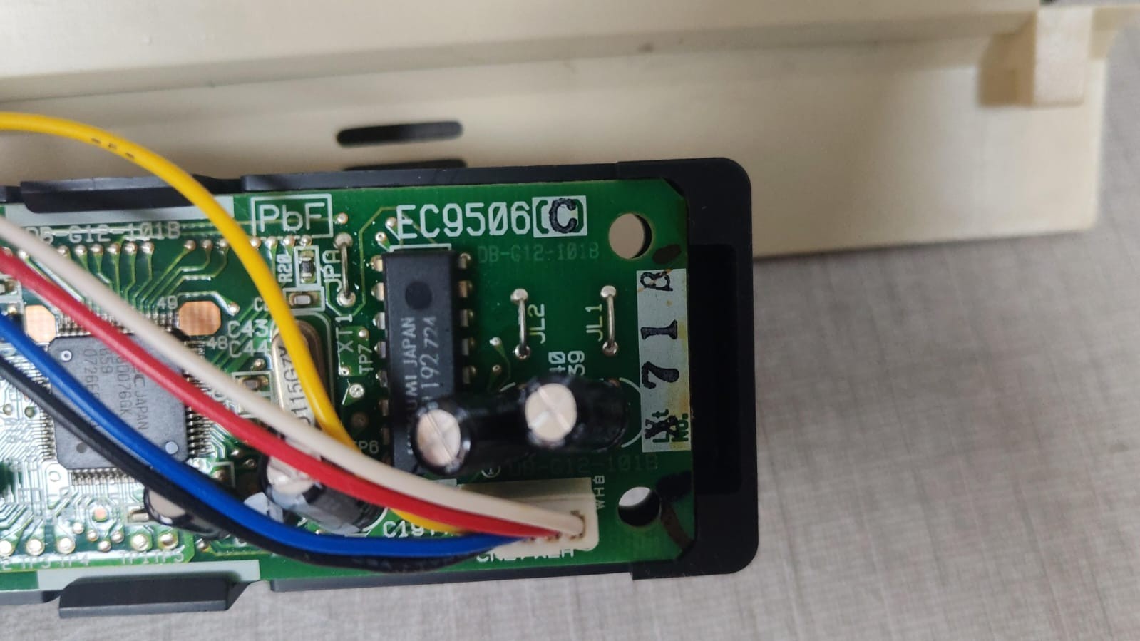 Daikin 1PA61003-2 EC9506(C DAIKIN 1PA61003-2 EC9506(C) INFRARED RECIEVER UNIT 0969077 8