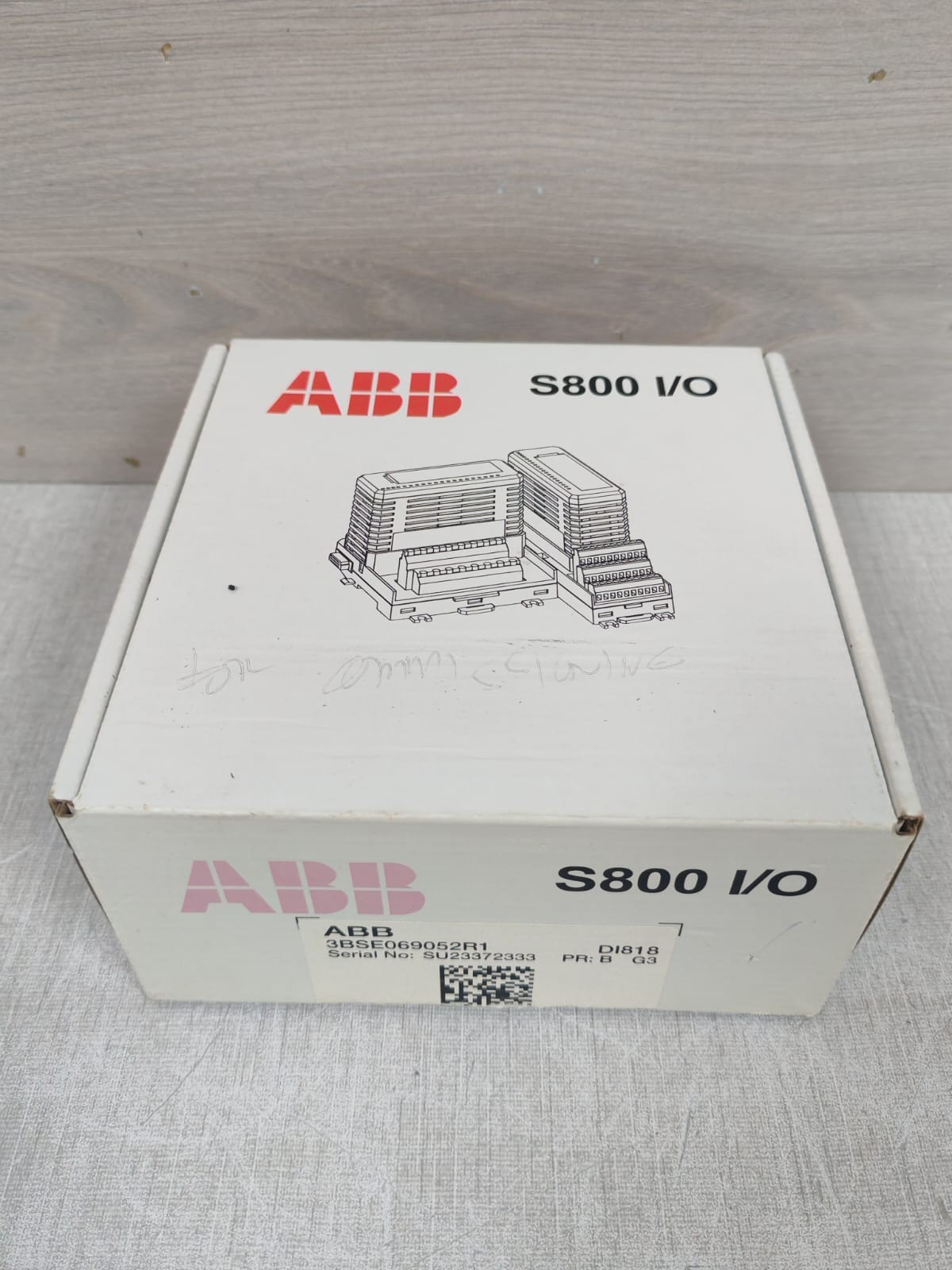 ABB 3BSE069052R1 ABB 3BSE069052R1 DI818 INPUT MODULE 10