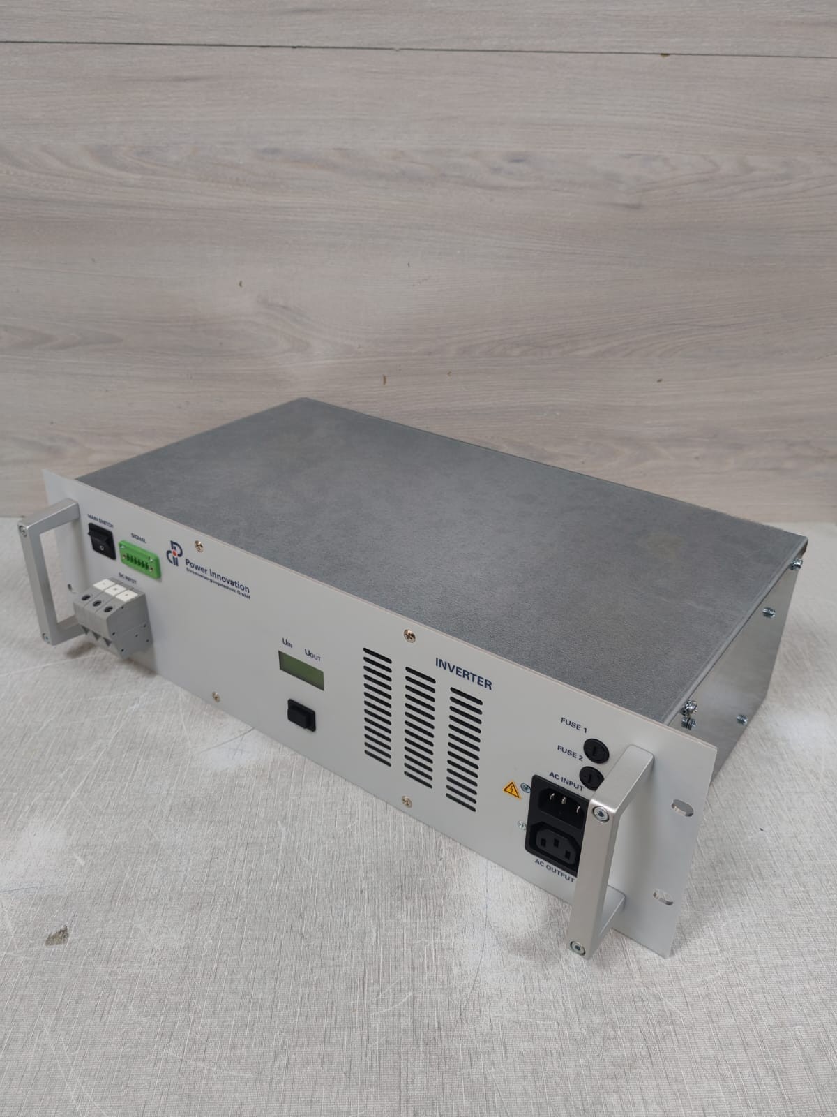 POWER INNOVATION INVB500-100-230 Power INVB500 100 230 Innovation INVB500 100 230 Inverter 500VA 230VAC 8