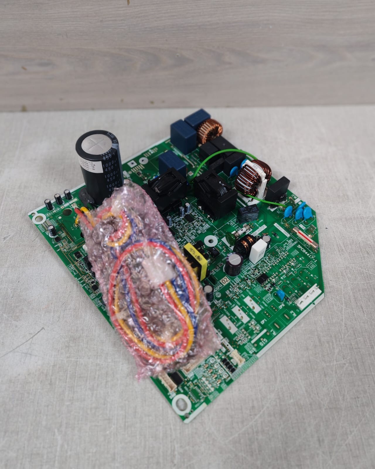 Daikin EX14016-10 / 3PCB4417-1 DAIKIN EX14016-10 / 3PCB4417-1 PRINTED CIRCUIT ASSY 4