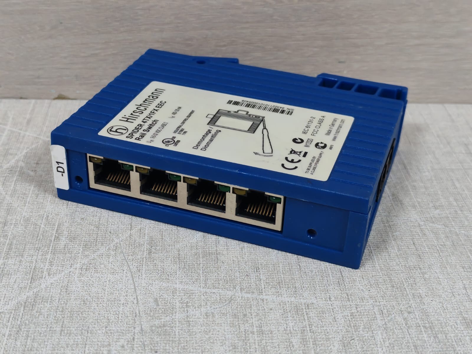 HIRSCHMANN SPIDER 4TX/1FX EEC RAIL SWITCH HIRSCHMANN SPIDER 4TX/1FX EEC RAIL SWITCH 2