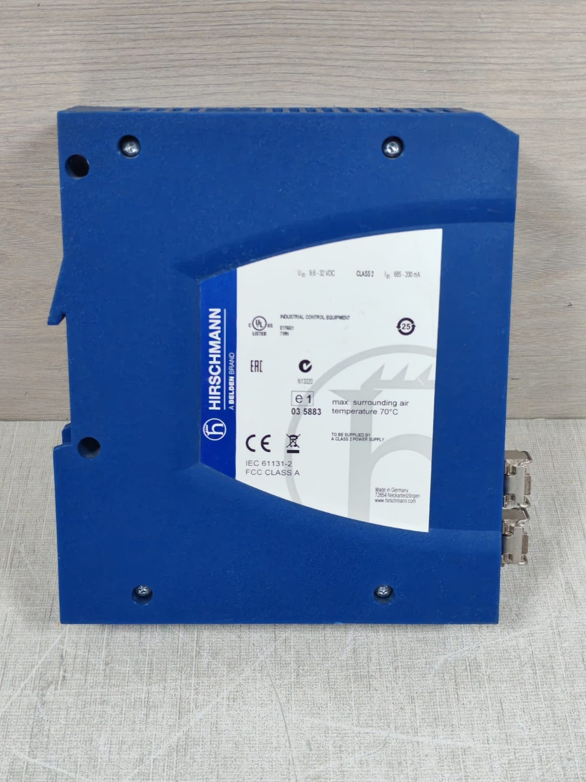 HIRSCHMANN SPIDER II GIGA 5T/2S EEC HIRSCHMANN SPIDER II GIGA 5T/2S EEC JUMBO RAILSWITCH 5