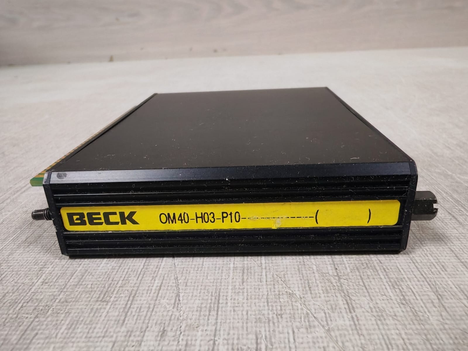 Beck OM40-H03-P10 BECK PS1-OM40 / OM40-H03-P10 DIGITAL OUTPUT MODULE 2