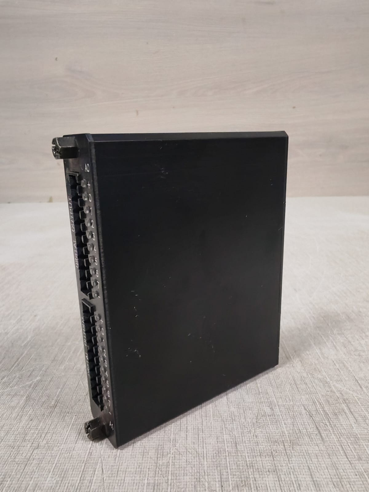 Beck OM40-H03-P10 BECK PS1-OM40 / OM40-H03-P10 DIGITAL OUTPUT MODULE 5