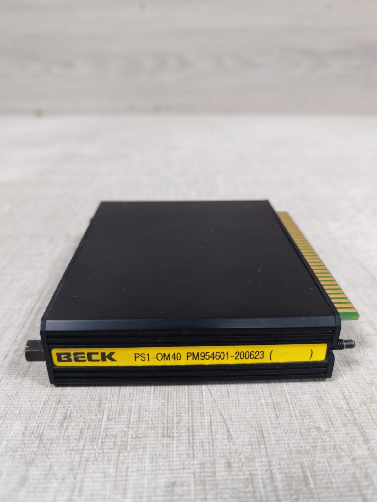 Beck OM40-H03-P10 BECK PS1-OM40 / OM40-H03-P10 DIGITAL OUTPUT MODULE 7