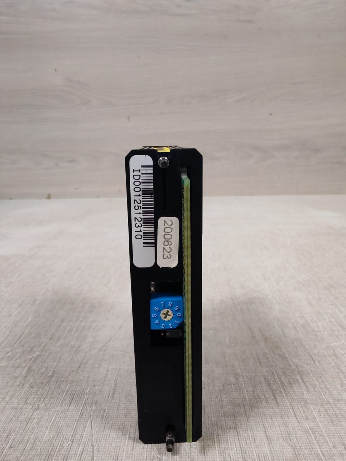 Beck OM40-H03-P10 BECK PS1-OM40 / OM40-H03-P10 DIGITAL OUTPUT MODULE 9