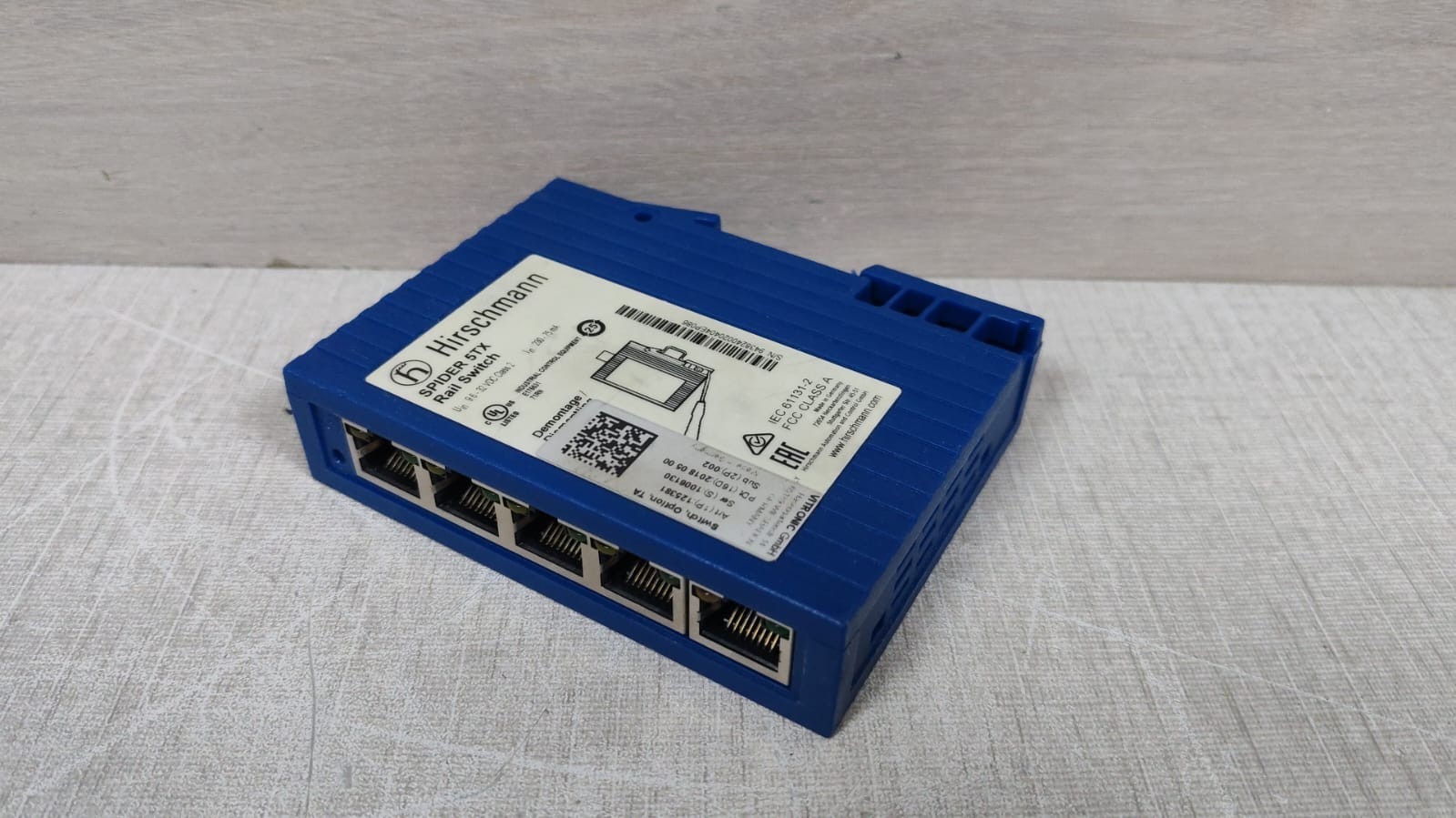 HIRSCHMANN SPIDER 5TX HIRSCHMANN SPIDER 5TX RAIL SWITCH 3