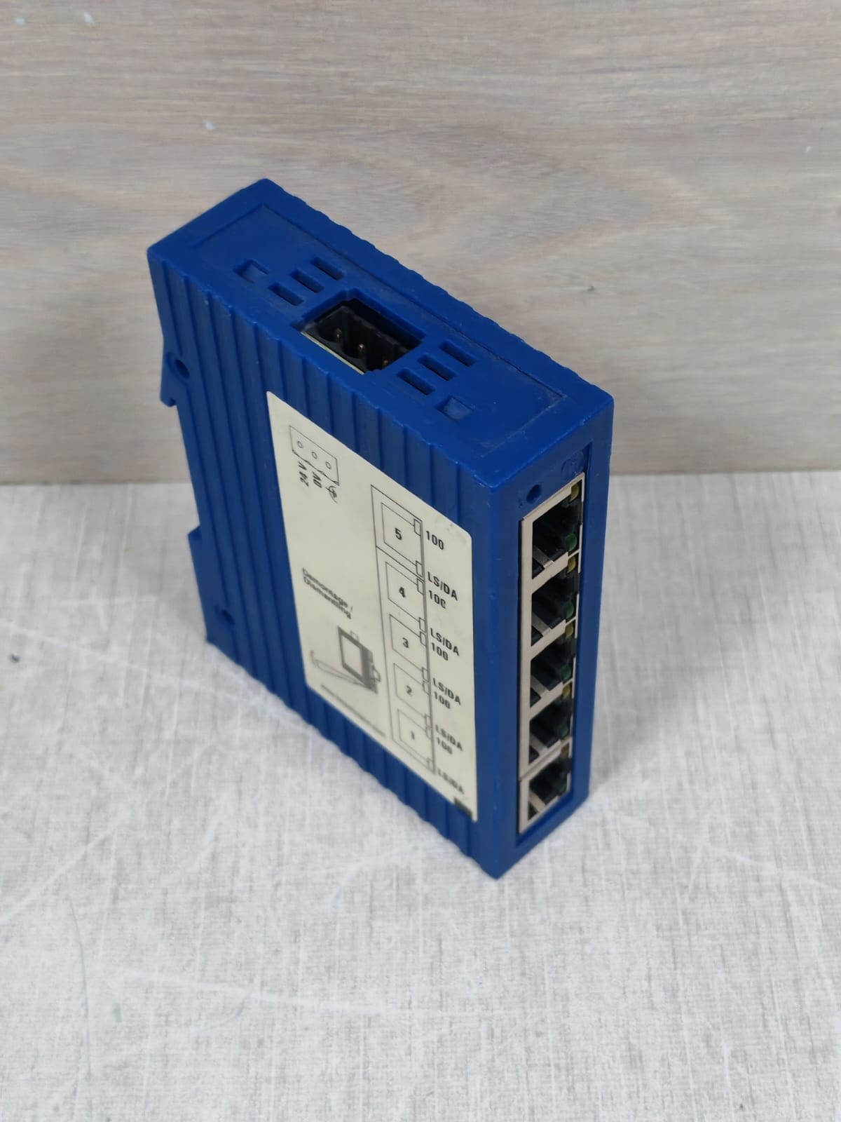 HIRSCHMANN SPIDER 5TX HIRSCHMANN SPIDER 5TX RAIL SWITCH 4