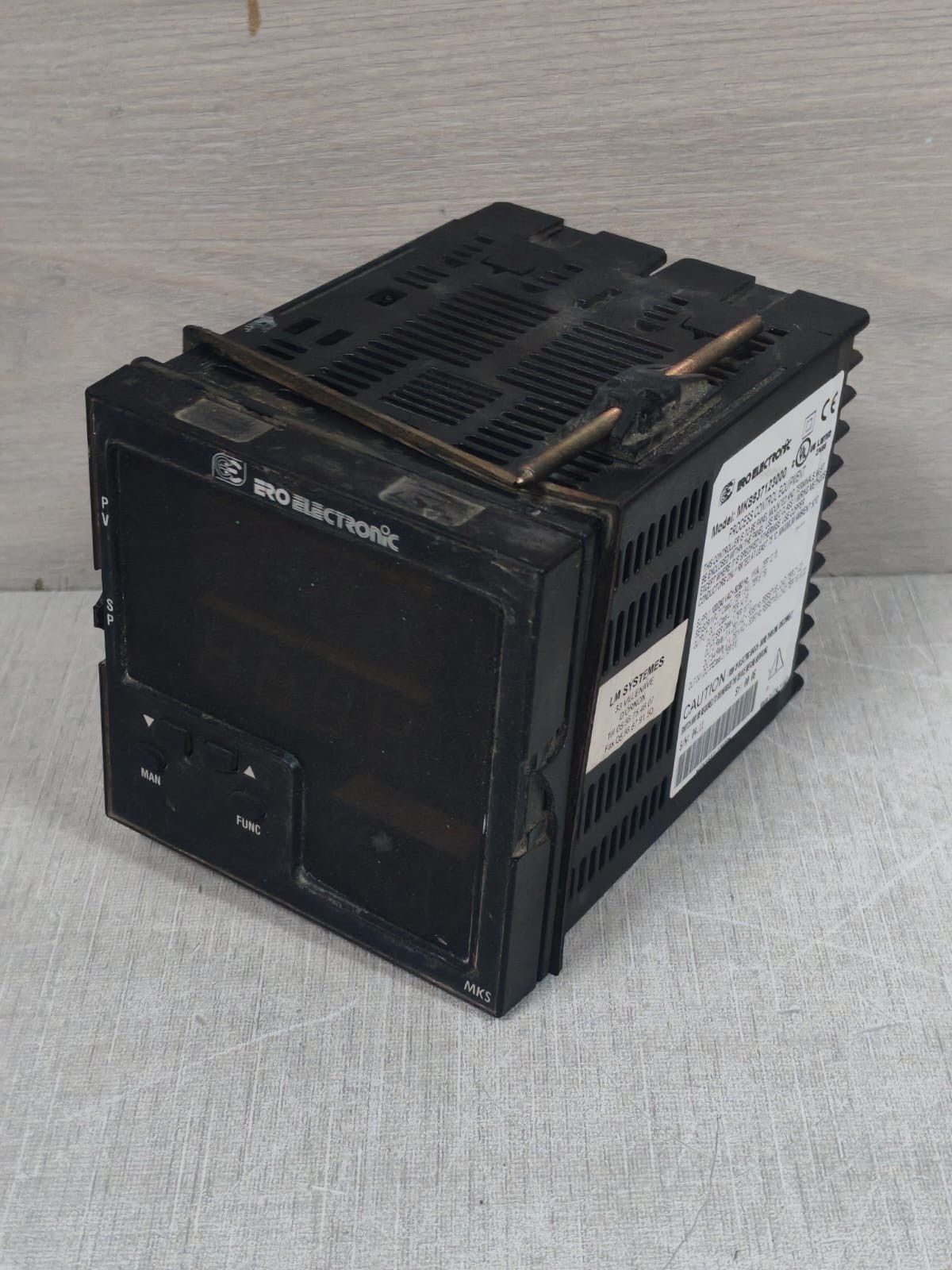 ERO Electronic MKS937123000 ERO ELECTRONIC MKS937123000 PROCESS CONTROL EQUIPMENT 100-240VAC 5