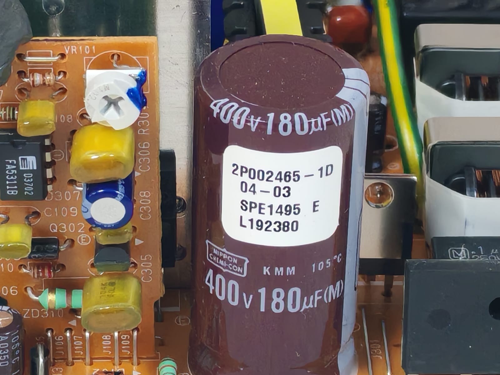 Daikin 2P002465-1 / CMKI-P3X DAIKIN 2P002465-1 / CMKI-P3X Printed Circuit Board 4