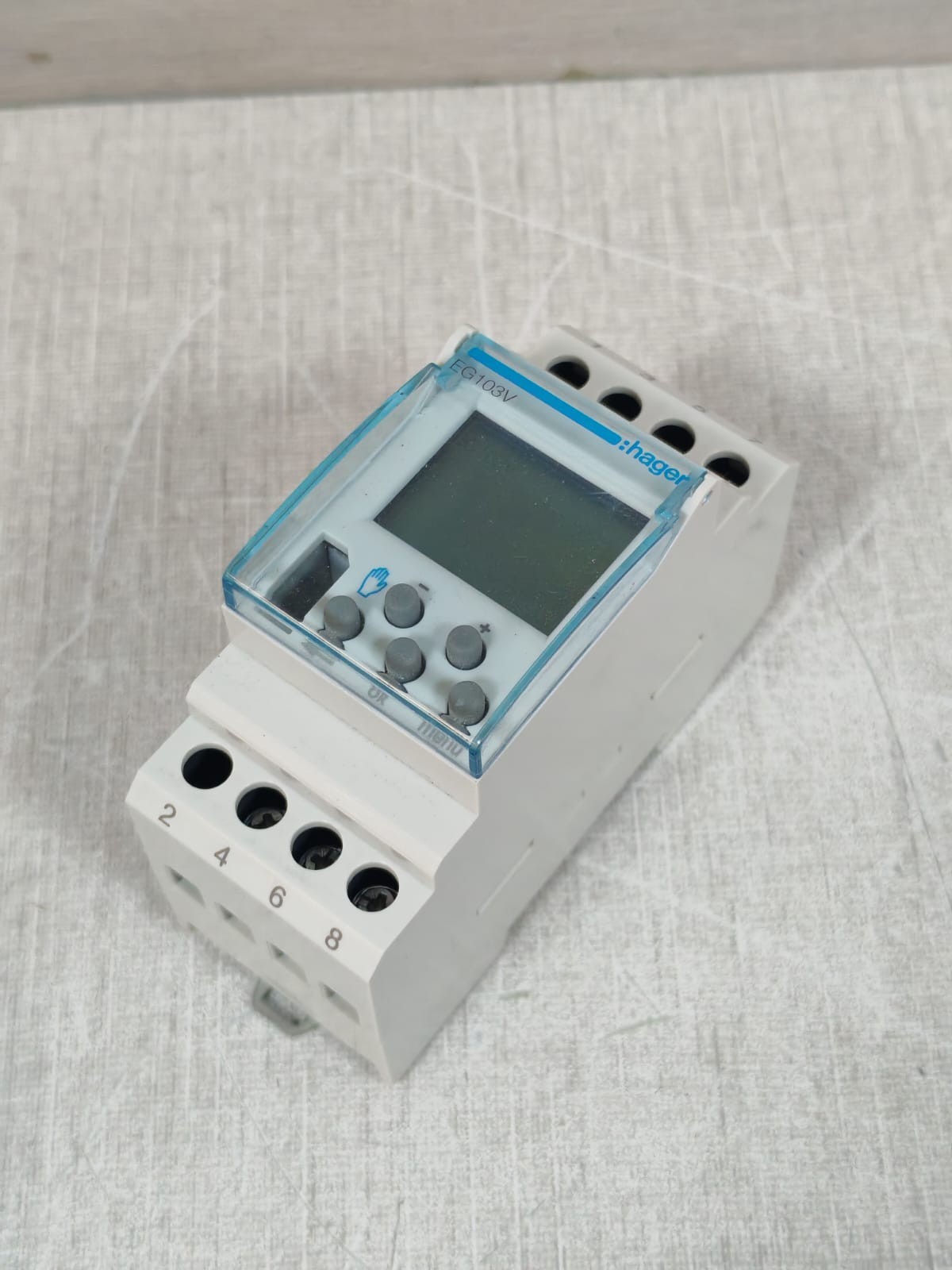 Hager EG103V HAGER EG103V TIME SWITCH 5