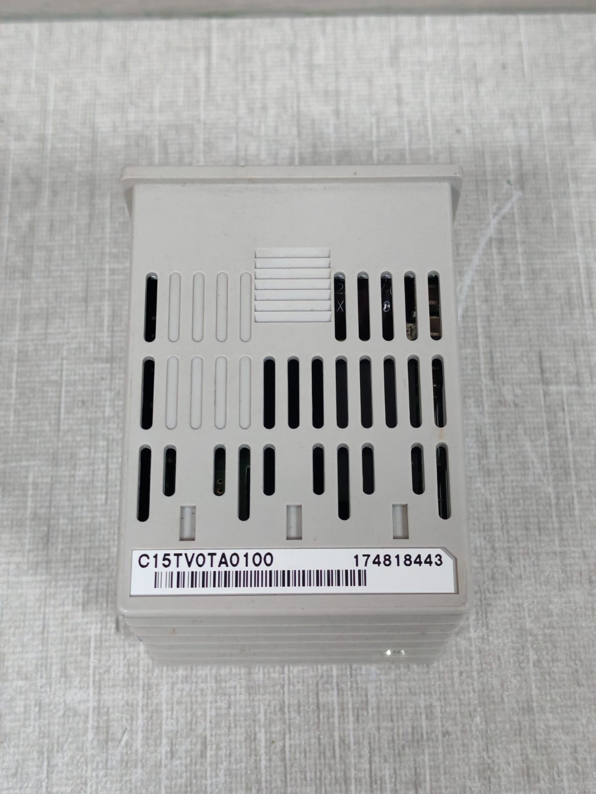 AZBIL SDC15 AZBIL SDC15 TEMPERATURE CONTROLLER 7