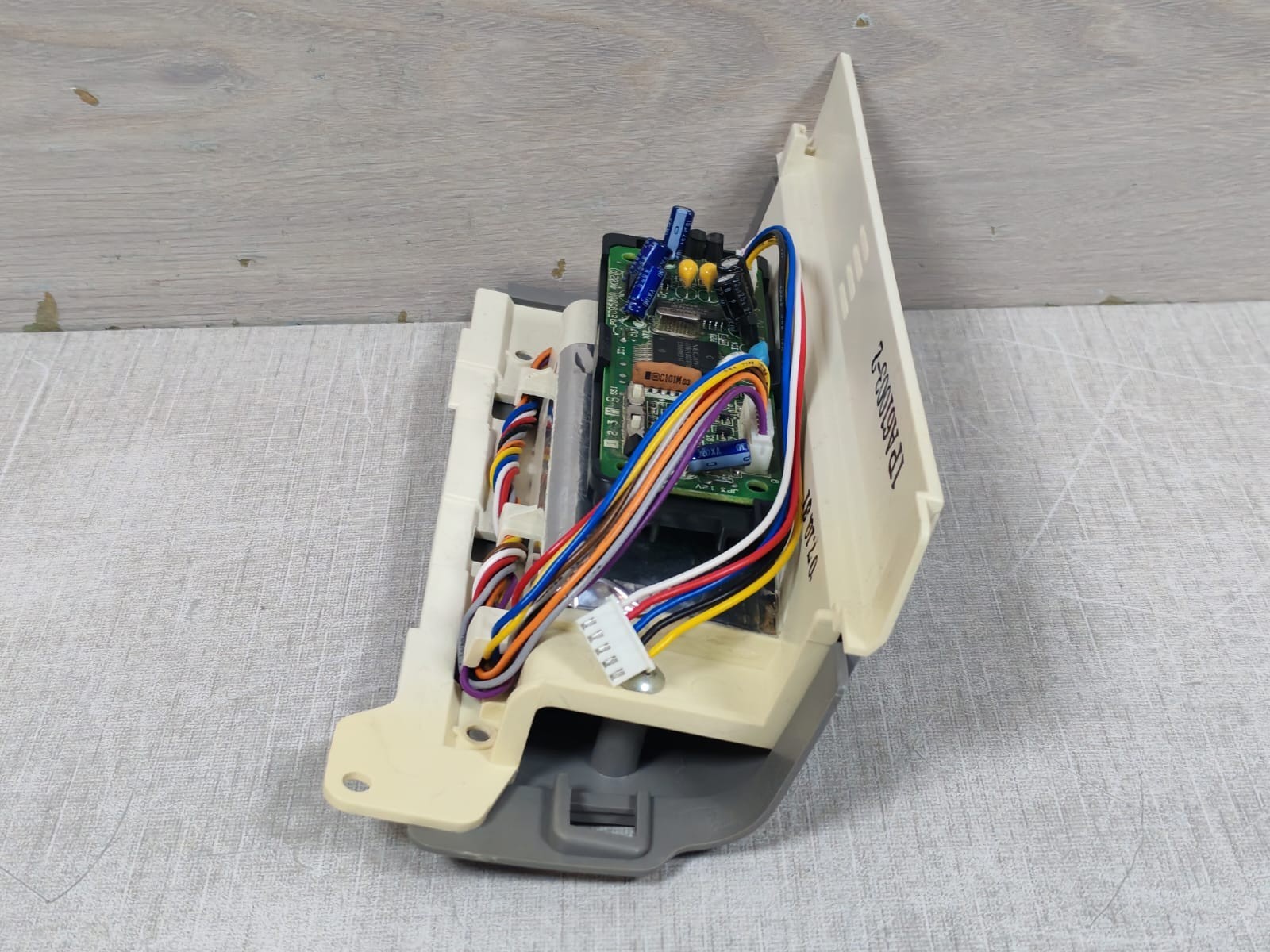 Daikin 1PA61003-2 /EC9506A 4K02(A) DAIKIN 1PA61003-2 /EC9506A 4K02(A) Infrared Receiver Unit 6