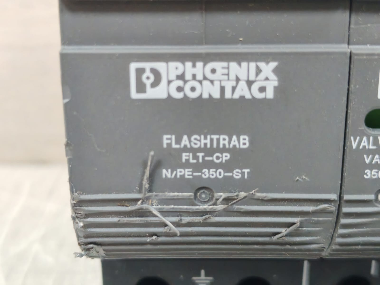 Phoenix Contact 2859738 FLT-CP-1S-350 PHOENIX CONTACT 2859738 FLT-CP-1S-350 FLASHTRAB COMPACT 2