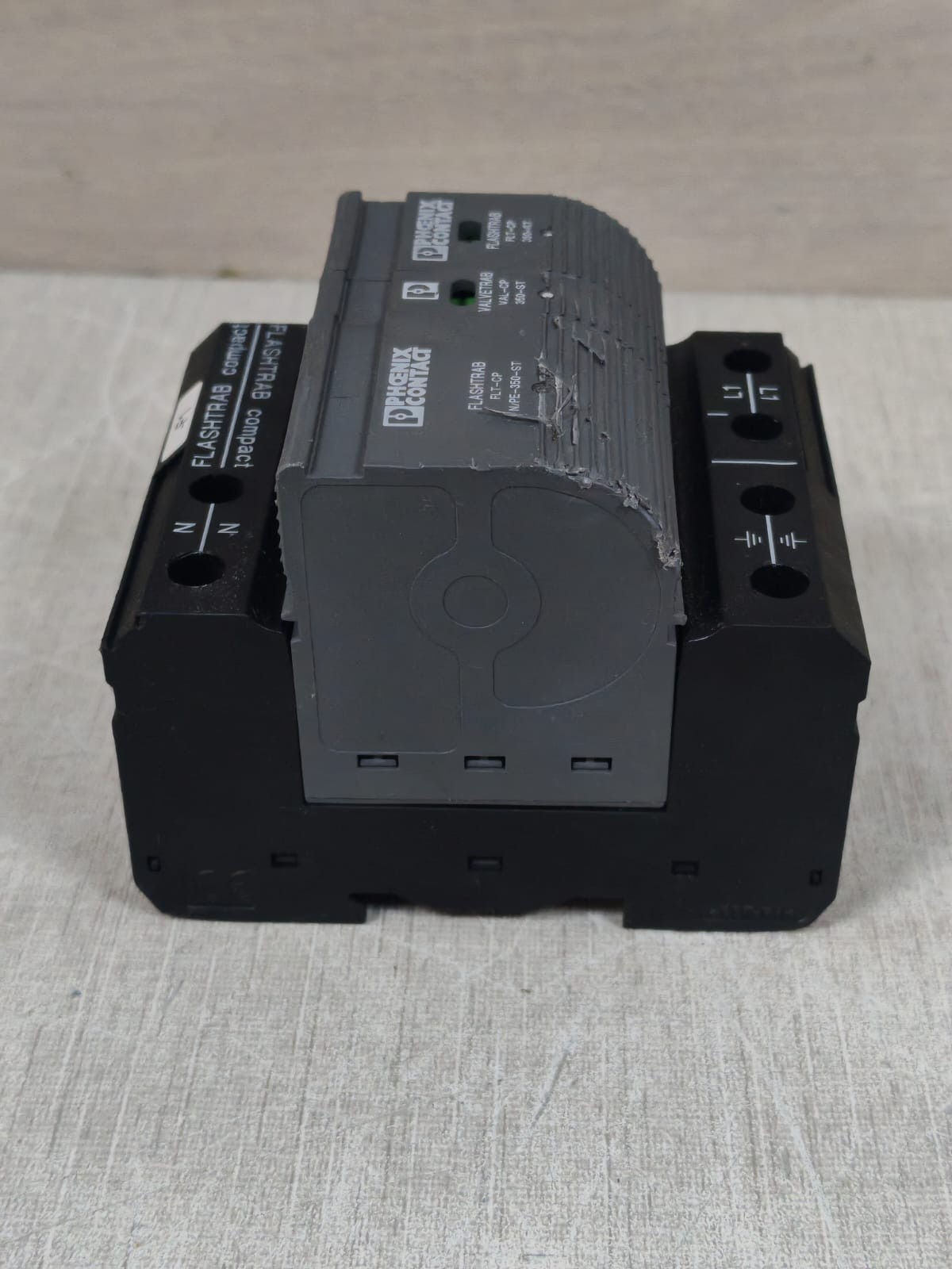 Phoenix Contact 2859738 FLT-CP-1S-350 PHOENIX CONTACT 2859738 FLT-CP-1S-350 FLASHTRAB COMPACT 6
