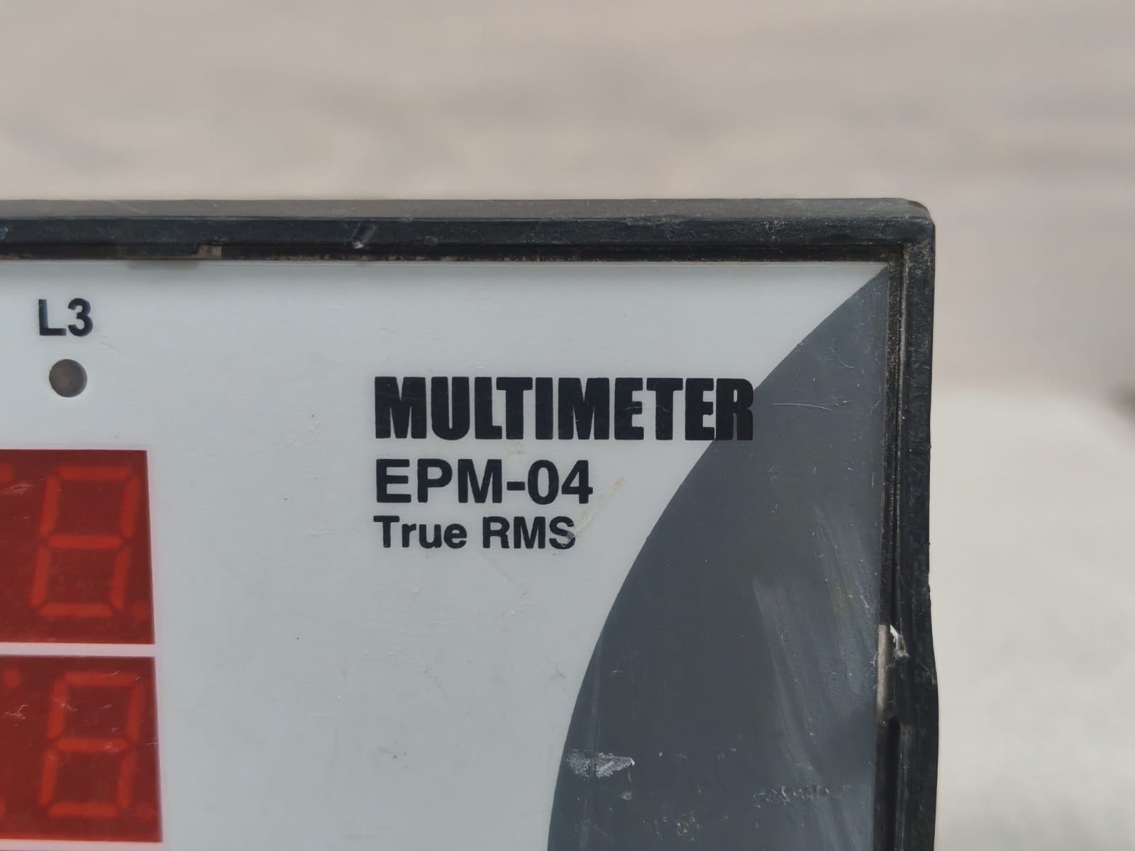 ENTES EPM-04 ENTES EPM-04 TRUE RMS DIGITAL MULTUMETER 3