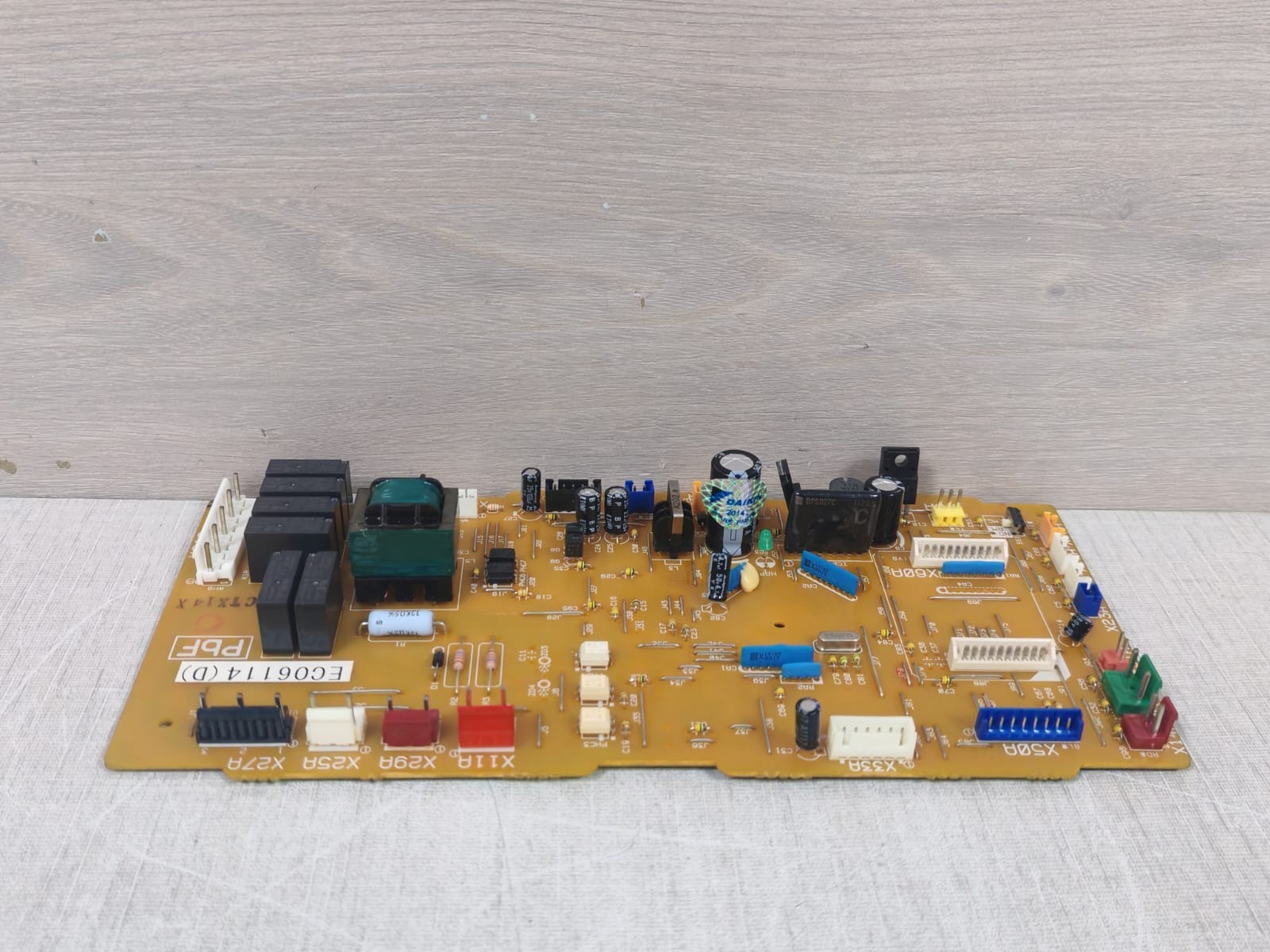 Daikin DB-E28F-101 DAIKIN EC06114(D) PCB Board DB-E28F-101 4