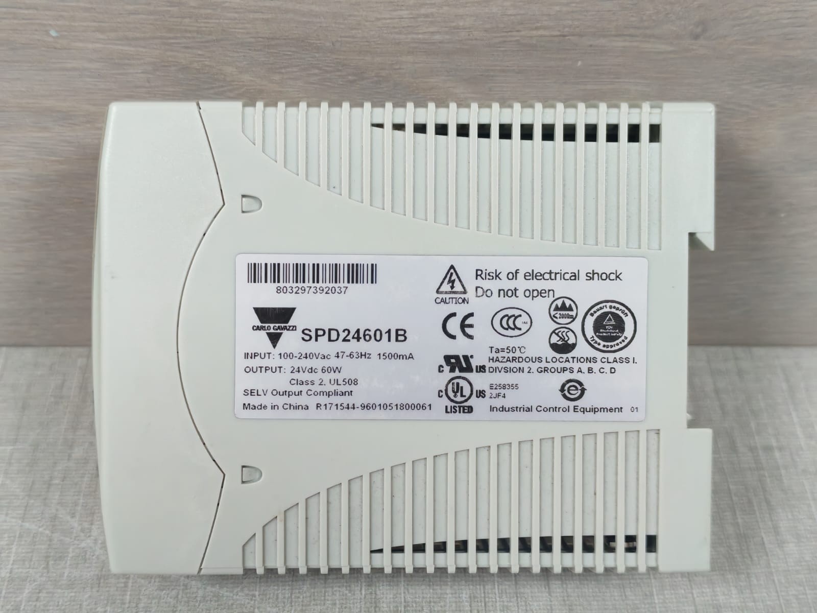 Carlo Gavazzi SPD2460/ SPD24601B Carlo Gavazzi SPD2460/ SPD24601B Ac/dc Converter 24VDC 5