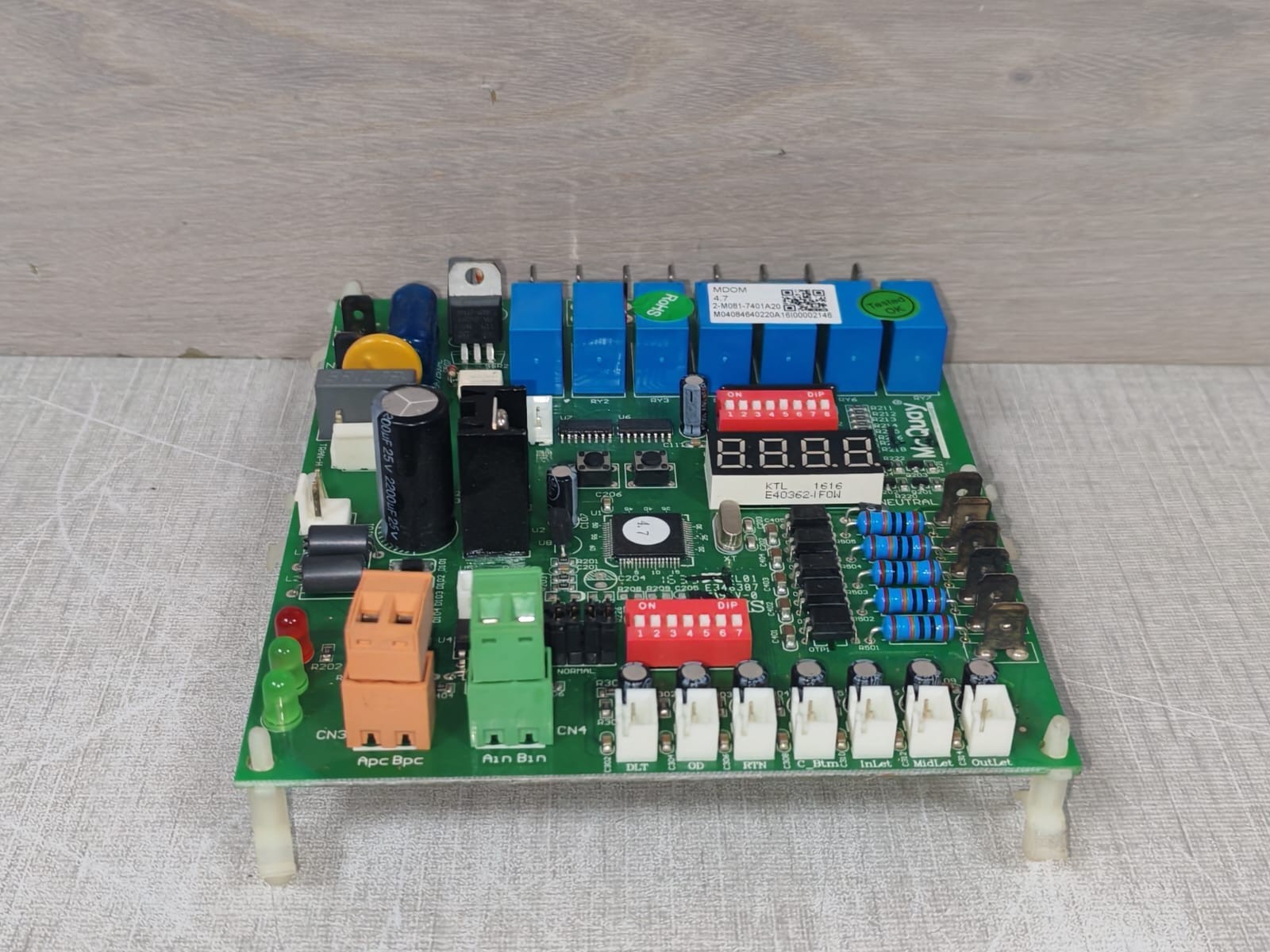 MCQUAY M081-7401A20 Mcquay M081 7401A20 MDOM VER1.4 2013.1.22 / MDOM 4.7 2 M081 7401A20 PCB Board 6