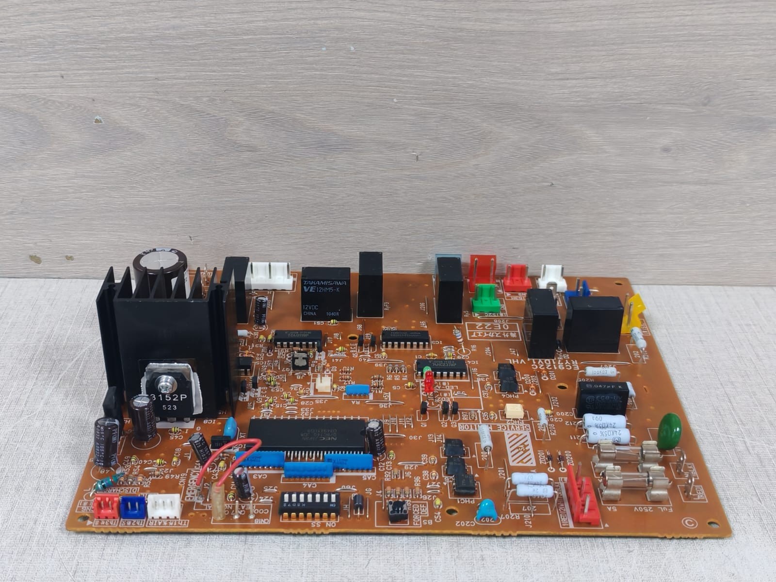 Daikin EC9122C RY71DV1.VHL DAIKIN EC9122C RY71DV1.VHL PCB Board 4