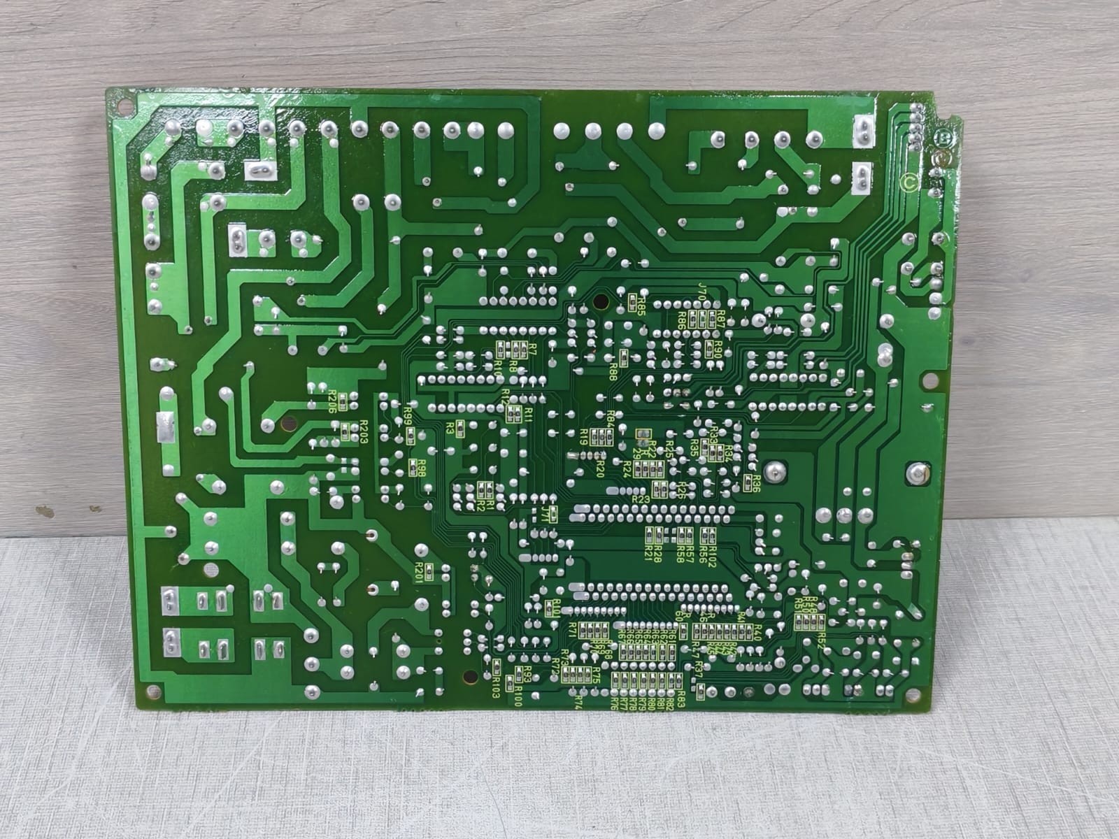 Daikin EC9122C RY71DV1.VHL DAIKIN EC9122C RY71DV1.VHL PCB Board 9