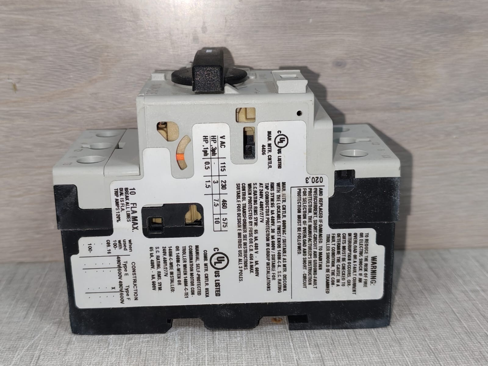 Allen-Bradley 140M-C2E-C10 Allen-Bradley 140M-C2E-C10 SER.C Motor Protection Circuit Breaker 7