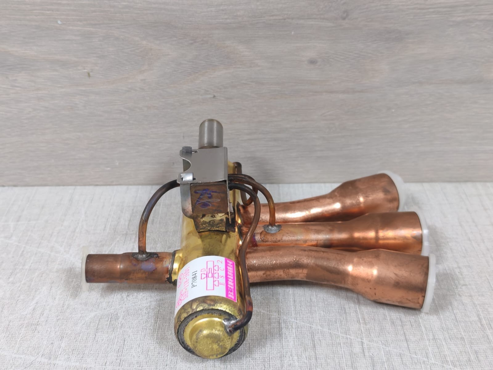 Daikin SHF-11H-36D1 Daikin SHF-11H-36D1 4-Way Valve 5