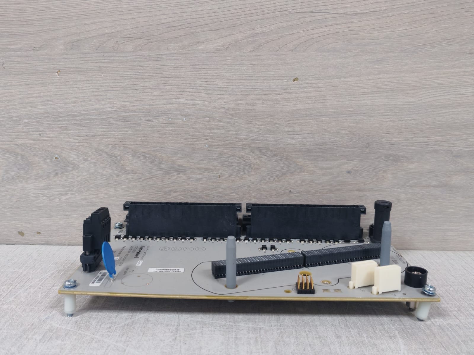 Honeywell CC-TUIO31 HONEYWELL CC-TUIO31 UIO-2 NON REDUNDANT IOTA PWA 51306875-176 REV.A [OTHER] 5