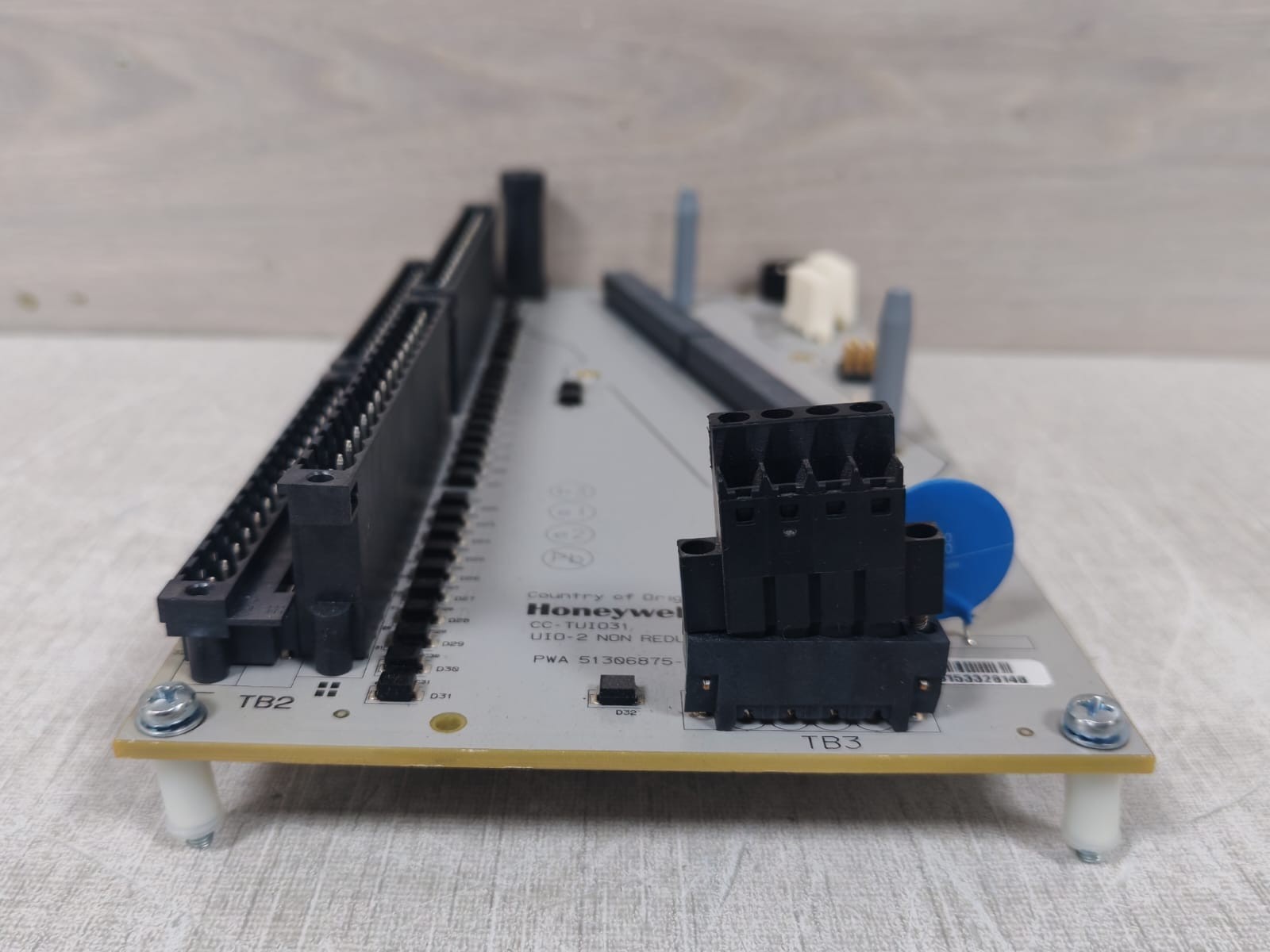 Honeywell CC-TUIO31 HONEYWELL CC-TUIO31 UIO-2 NON REDUNDANT IOTA PWA 51306875-176 REV.A [OTHER] 6