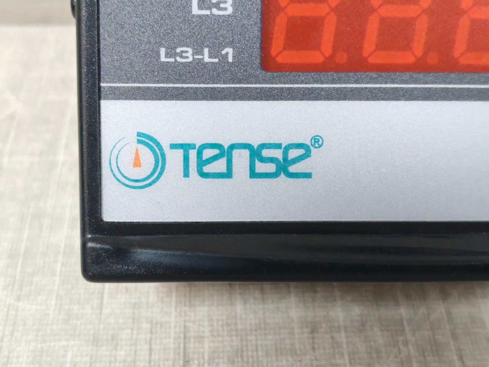 TENSE DJ-V96T TENSE DJ-V96T DIGITAL THREEPHASE VOLMETER 3