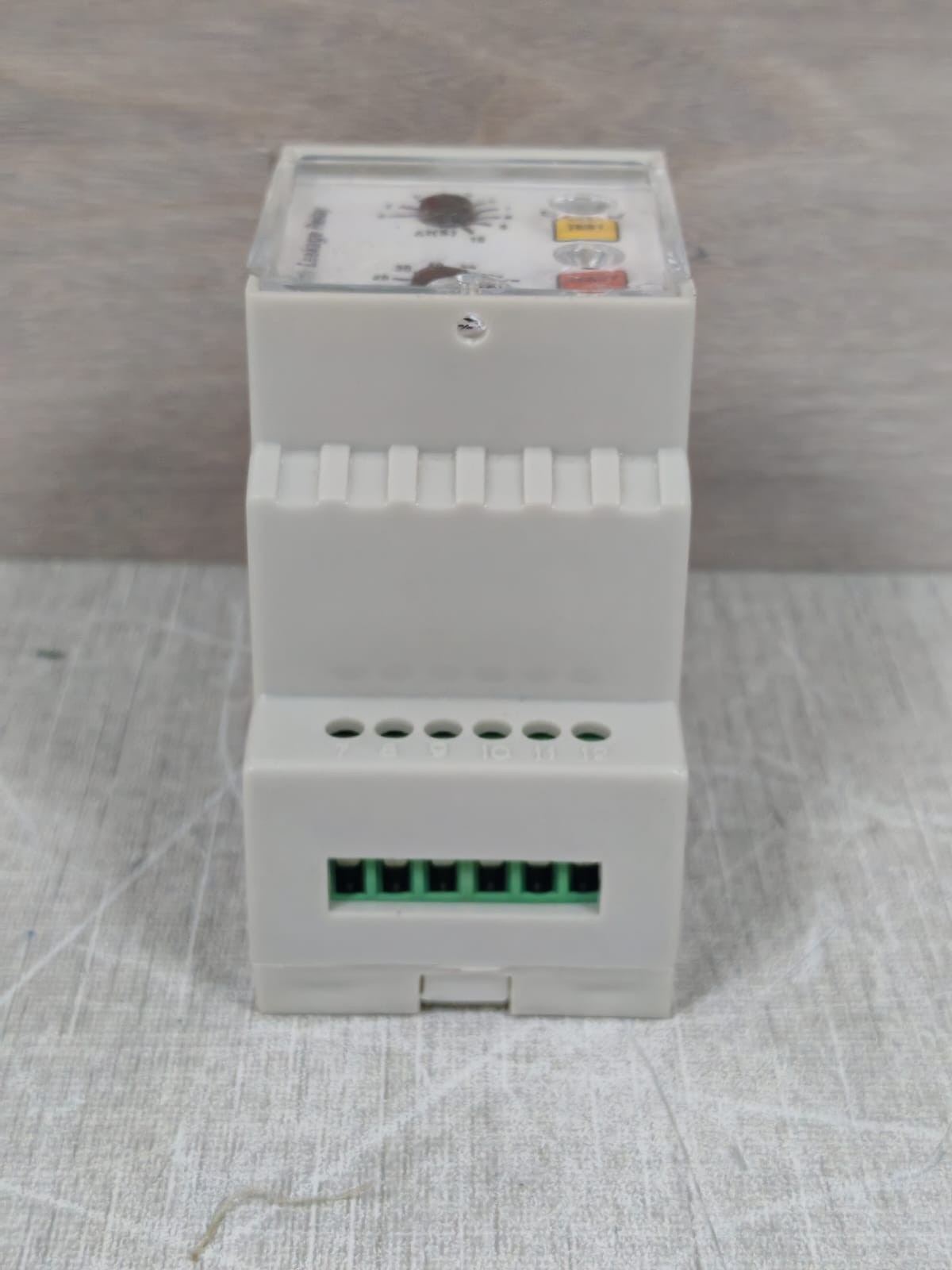 CIAM CIAM CIAM EARTH LEAKAGE RELAY 90-270VAC 8