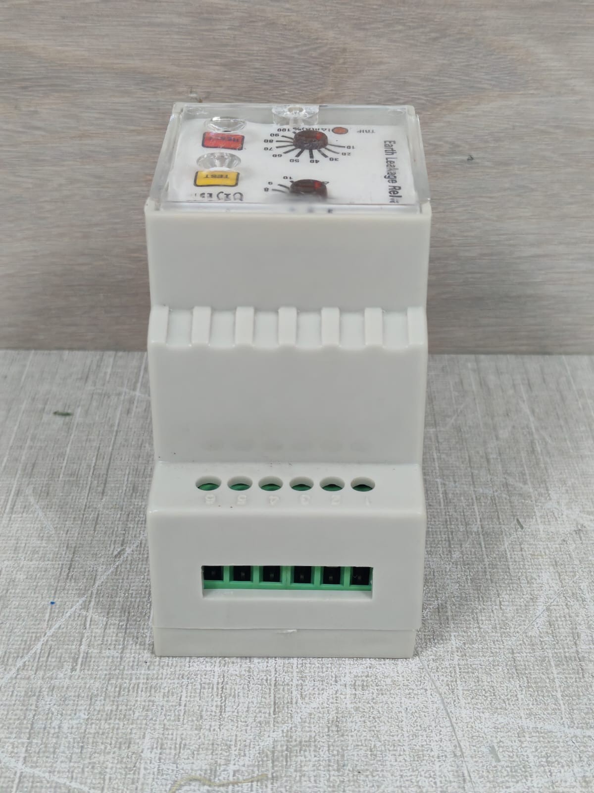 CIAM CIAM CIAM EARTH LEAKAGE RELAY 90-270VAC 9