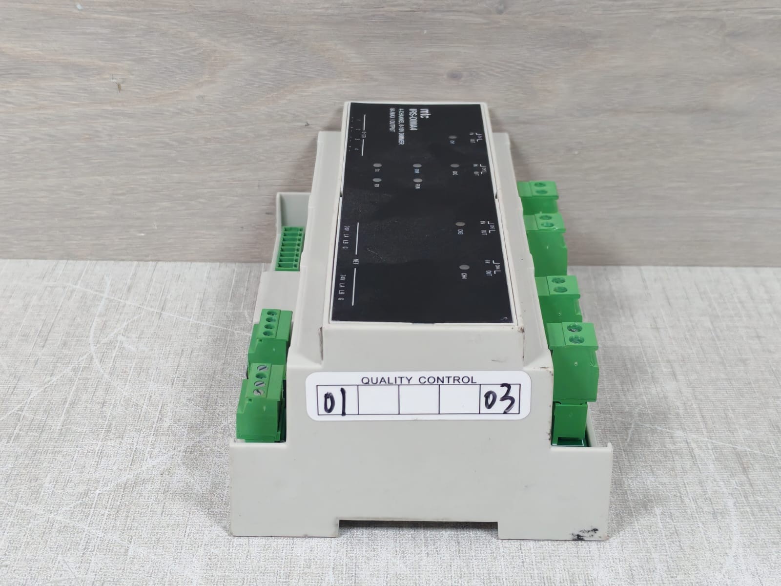 MTC IRS-DIMA4 MTC IRS-DIMA4 4-Channel 0-10V Dimmer 6