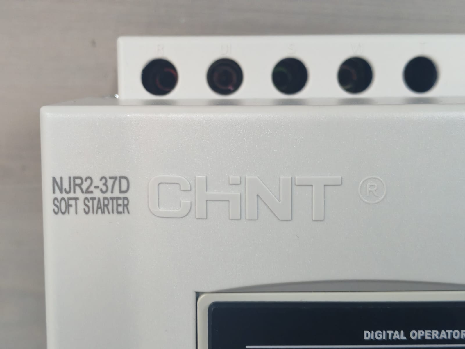 CHINT CHINT NJR2-37D CHINT NJR2-37D SOFT STARTER 37W 70A 5