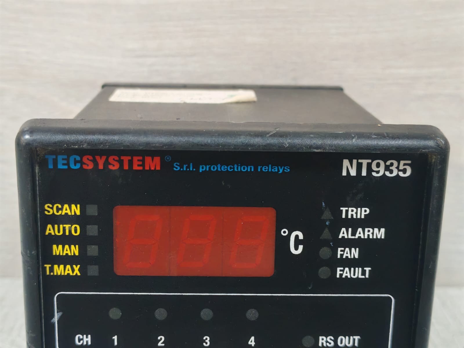 TECSYSTEM NT935 TECSYSTEM NT935 ELECTRIC TEMP. RELAY PROTECTION 24-240VAC 7