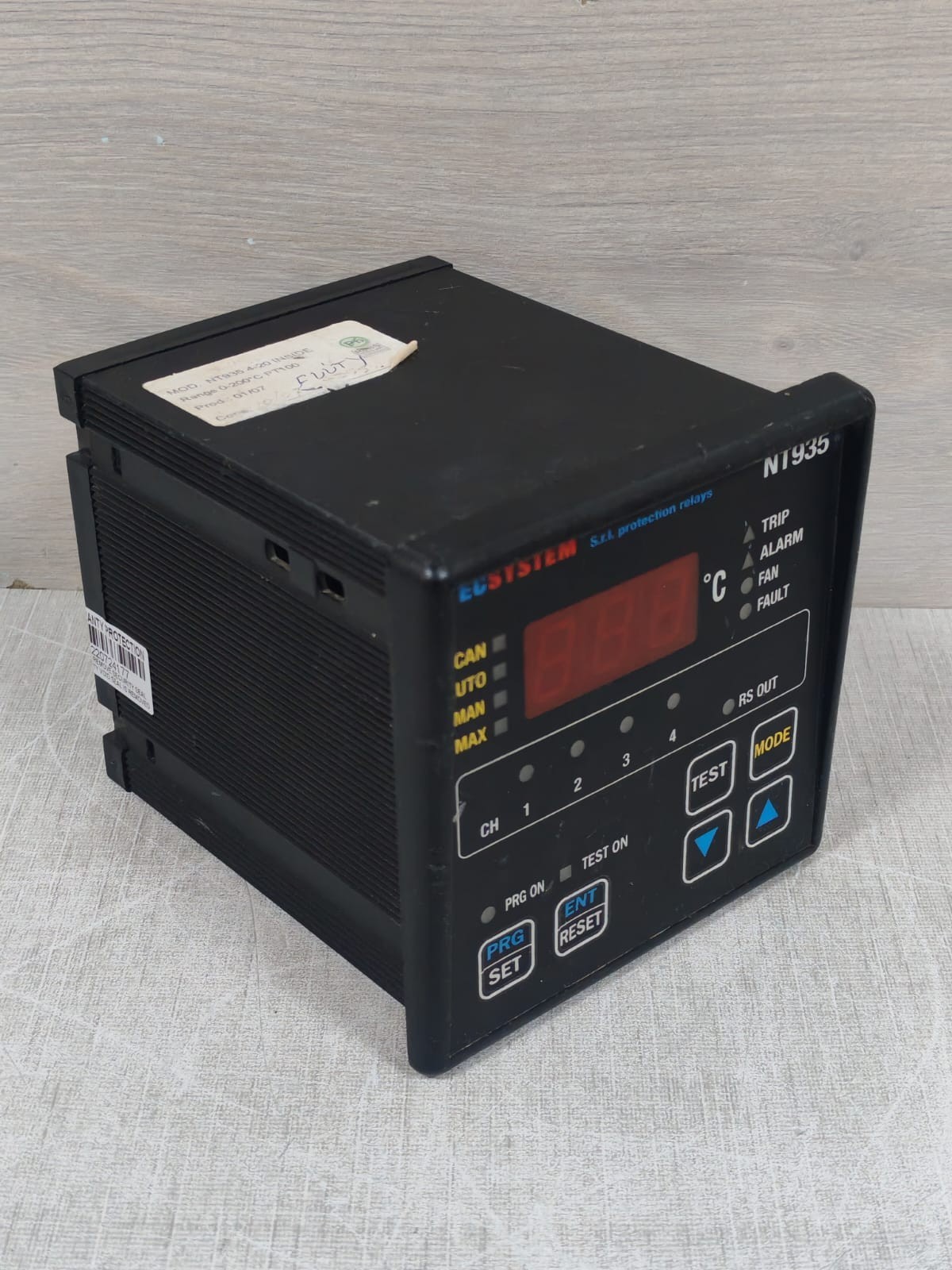 TECSYSTEM NT935 TECSYSTEM NT935 ELECTRIC TEMP. RELAY PROTECTION 24-240VAC 8
