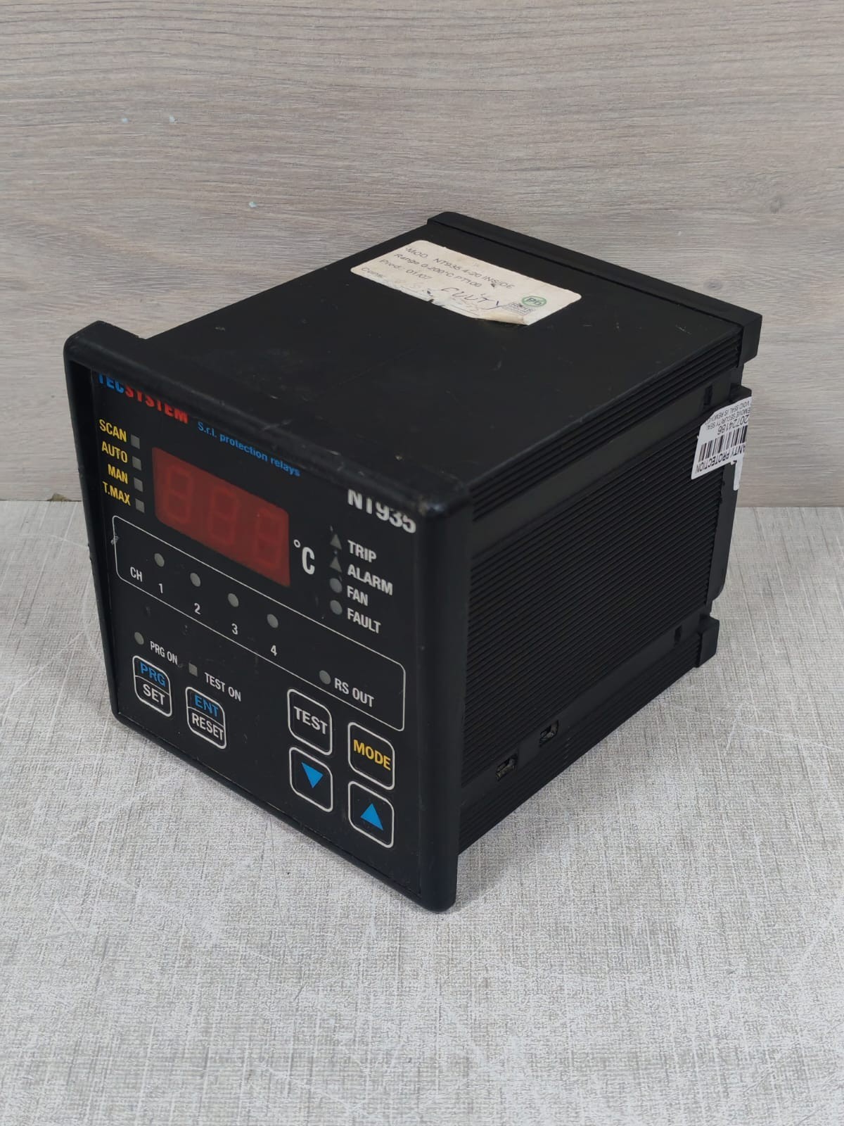 TECSYSTEM NT935 TECSYSTEM NT935 ELECTRIC TEMP. RELAY PROTECTION 24-240VAC 9