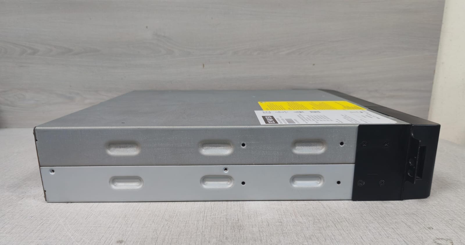 Eaton 9SX1000IR REV:00 EATON 9SX 9SX1000IR REV:00 POWER CONVERTER 200-240V 8