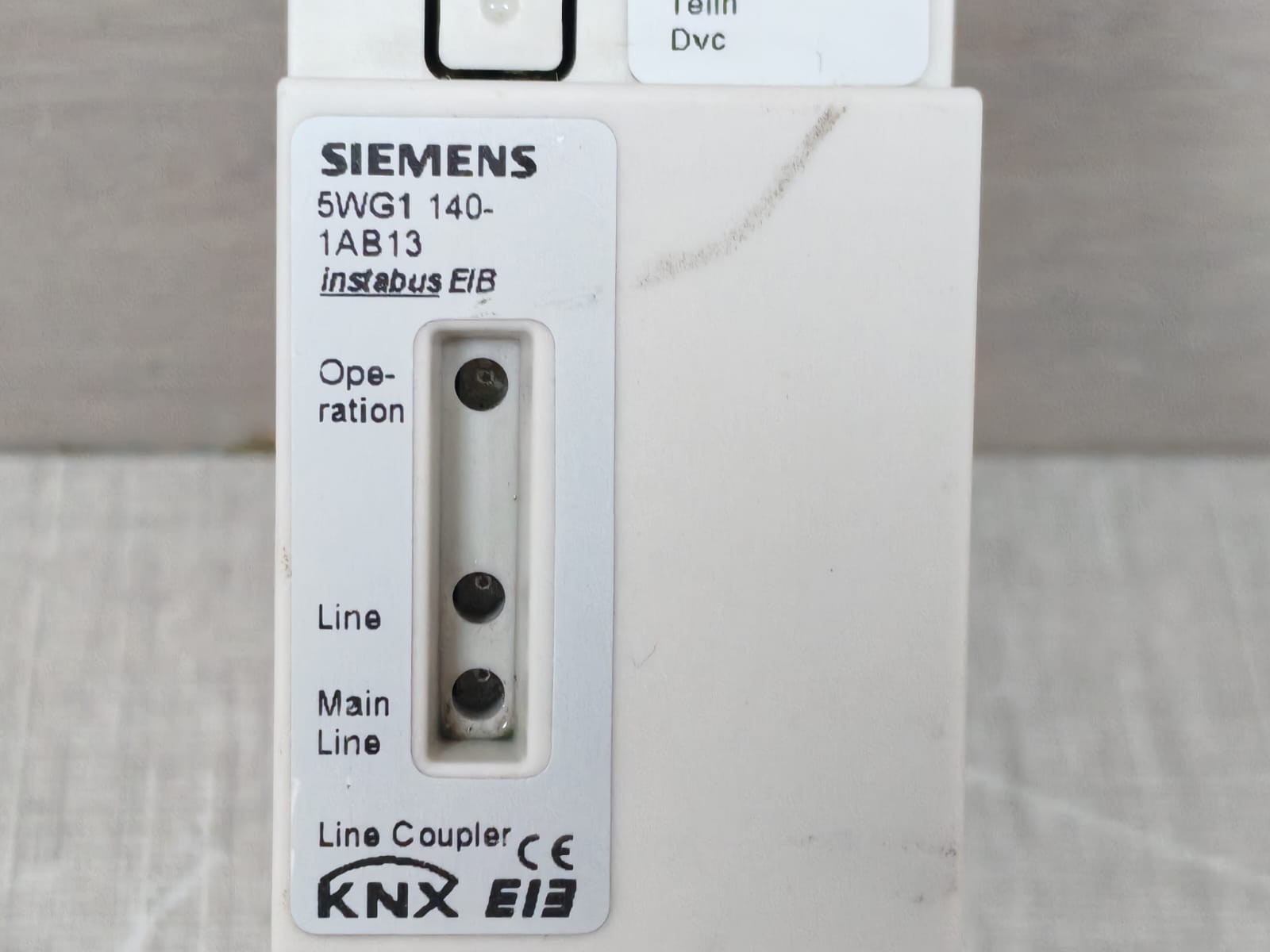 Siemens 5WG1 140-1AB13 SIEMENS 5WG1 140-1AB13 INSTABUS EIB LINE COUPLER 2