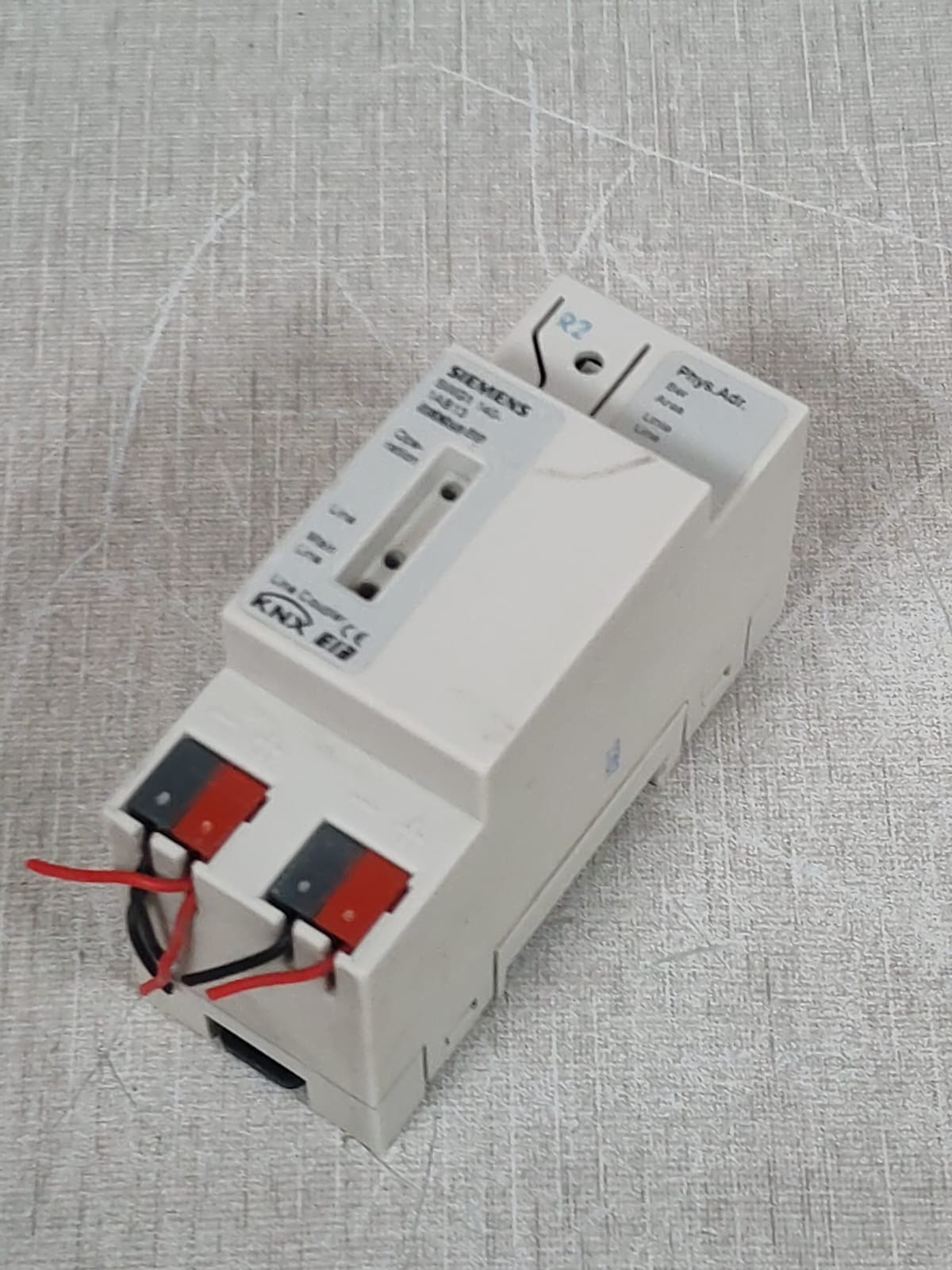 Siemens 5WG1 140-1AB13 SIEMENS 5WG1 140-1AB13 INSTABUS EIB LINE COUPLER 4